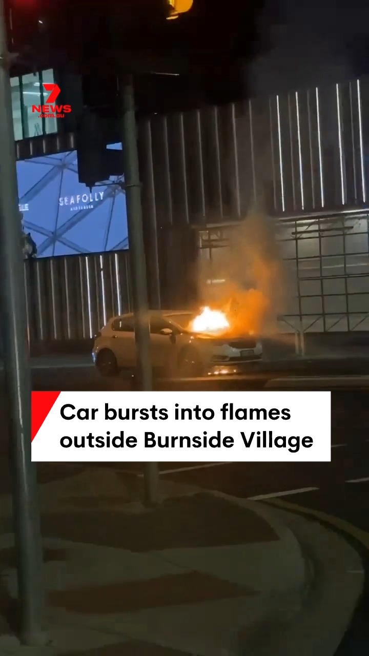 A driver has had a lucky escape after their car burst into flames ...