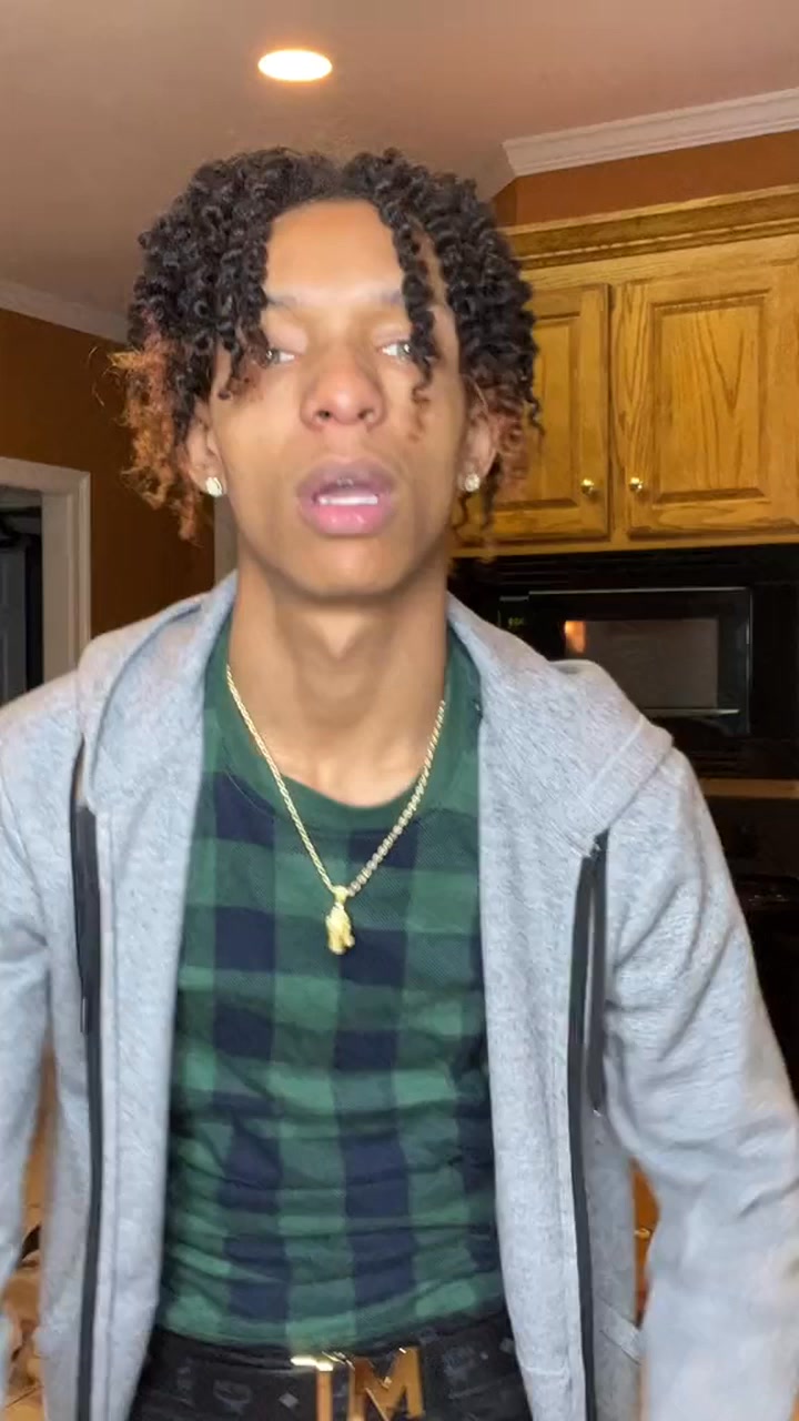 Aye😂🕺I fwi lowkey dc me | Montez Wilson | Facebook