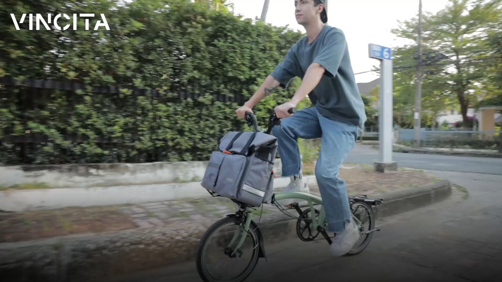 ✨ Wondering what makes our Voyage #Atlas Bag a favorite? This