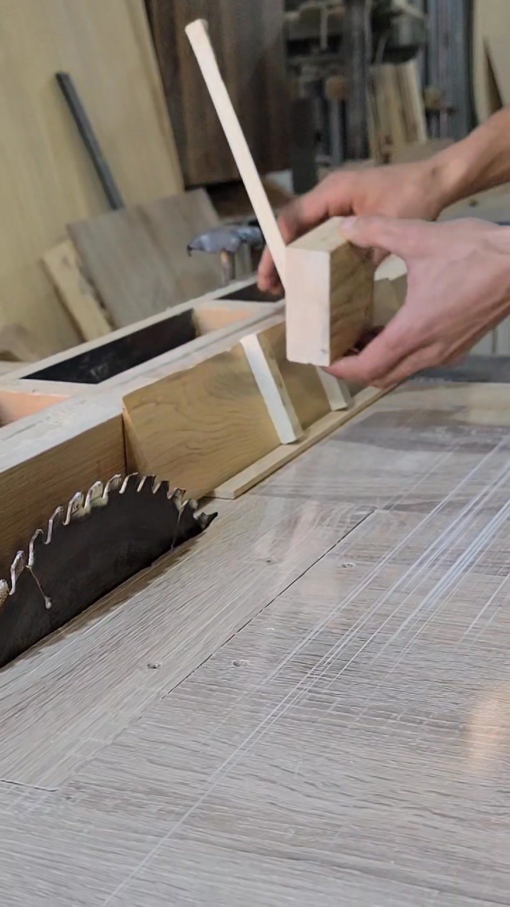 Easy way to cut ribs #woodworking | Wood Logic | Facebook