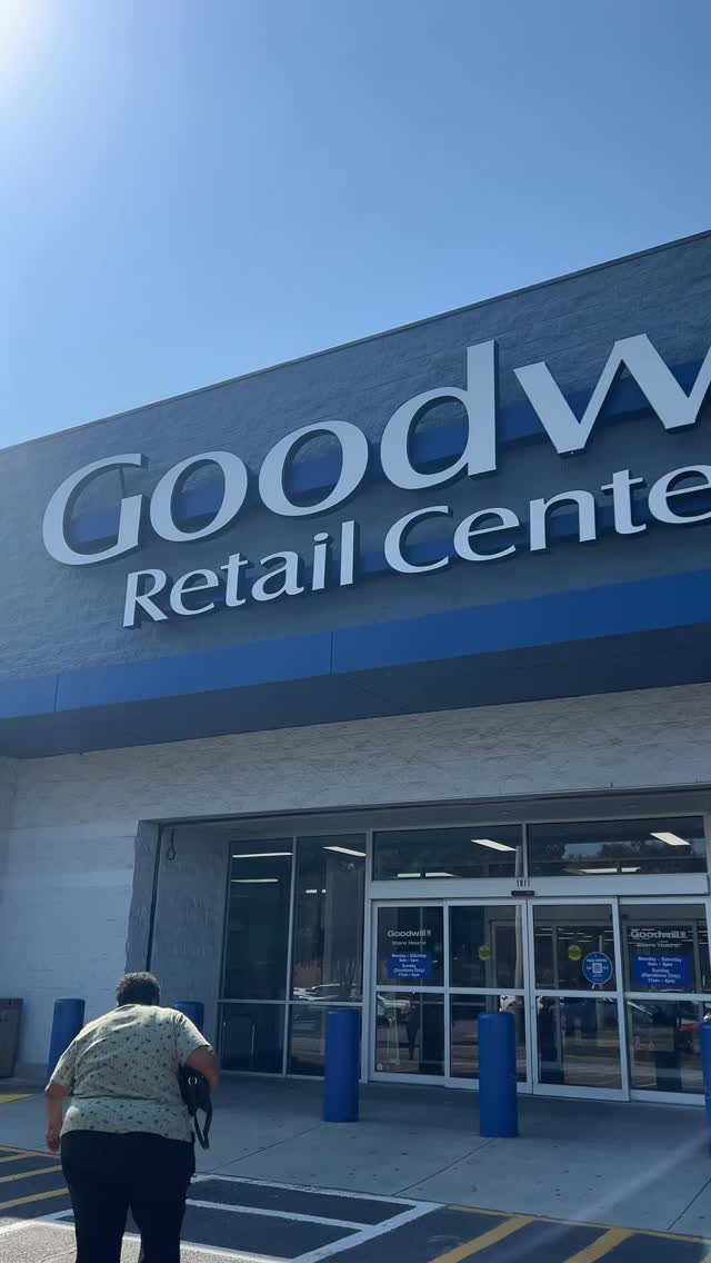 💵 Dollar Monday Deals at Goodwill! 🛍️ Did you know every Monday is ...