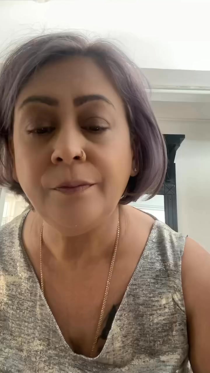 #absolutebeautybykamlarungasamy #hairstylistmakeupartistmauritius # ...