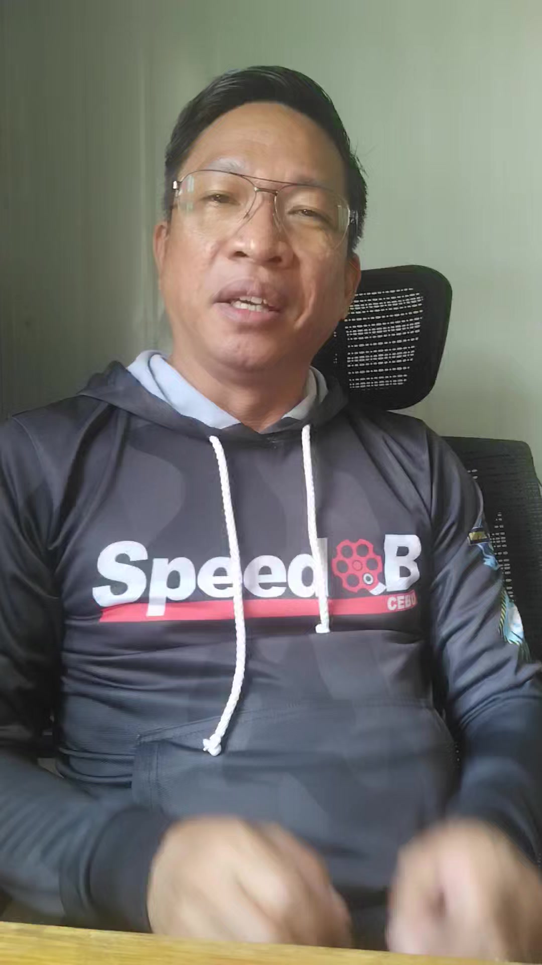 Gi Kumot Kumot sa Dakong kamot ang Dughan ko karong ka Buntagon. Sa Ka ...