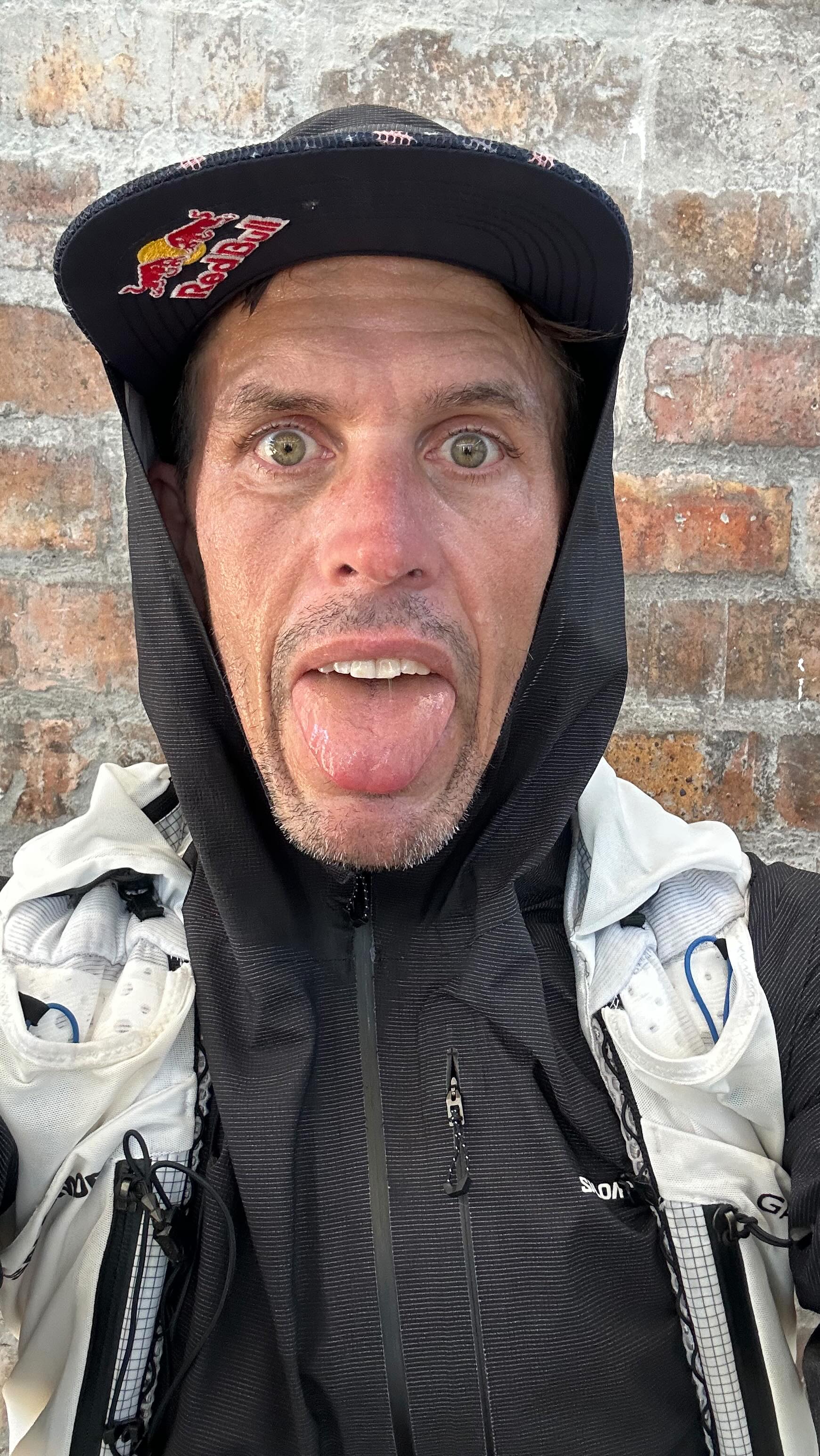 Some more heat and weighted pack (8.5kg) training for Marathon Des