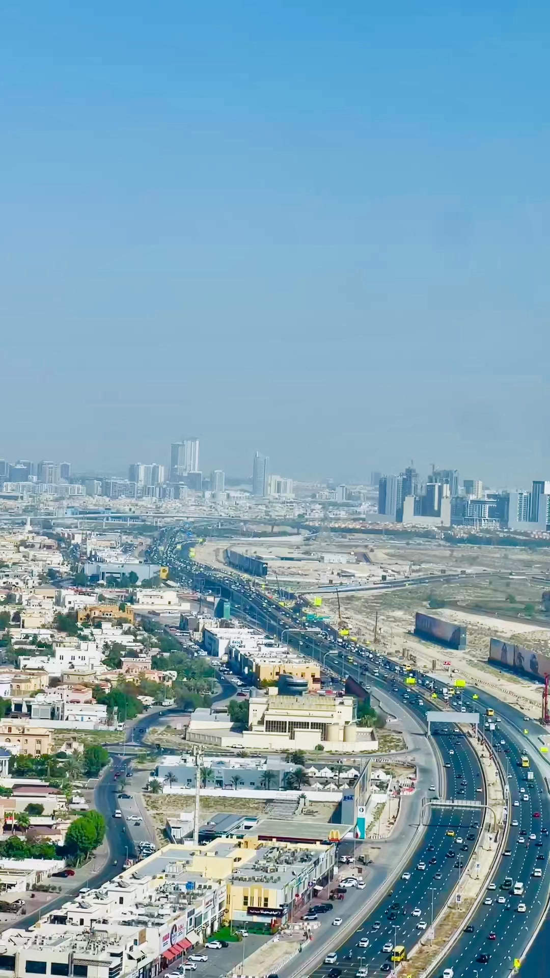 Amazing Dubai Road view #dubai #fbreelsfypシ゚viralシ #fbreelsfypシ゚ ...