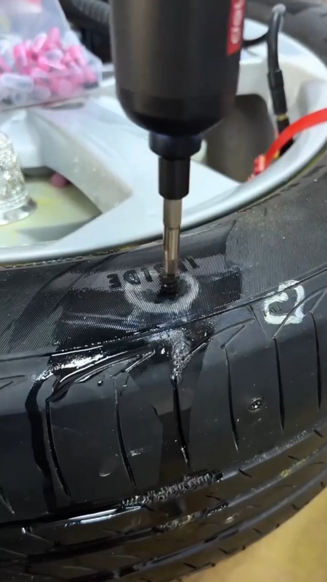 🚨 Got a flat tire? 🚗 Fix it in 30 seconds with our emergency repair ...