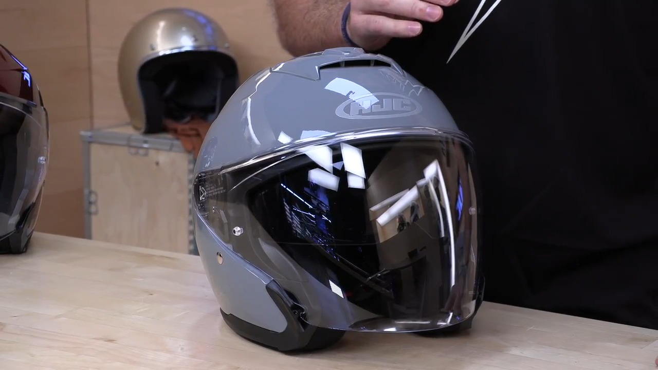 HJC i31 HELMET - AVAILABLE NOW AT SPEEDADDICTS.COM https://www 