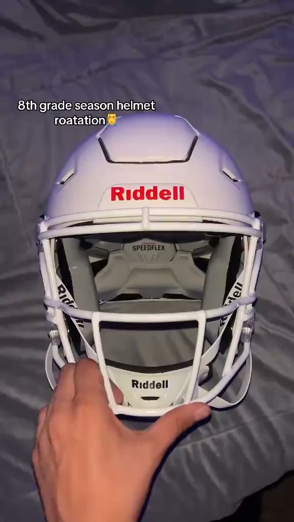 bike helmets for State Bicycle Co Coupled with Bluetooth Badger football helmets to fits-personalize me How big is it?:4