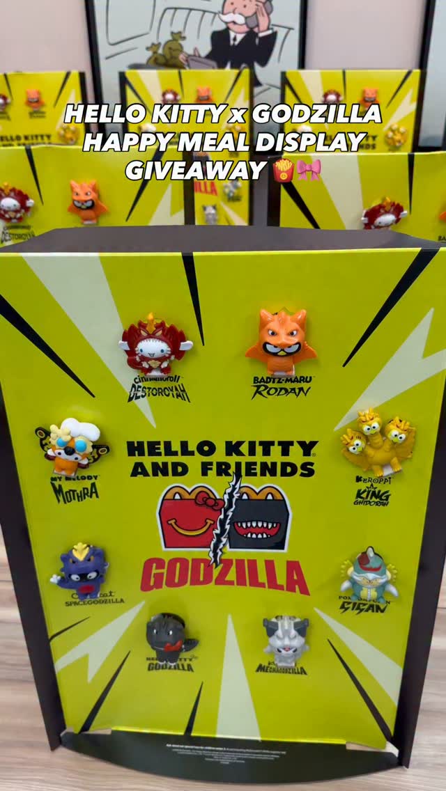 🚨 HELLO KITTY x GODZILLA FULL DISPLAY GIVEAWAY! 🎀🦖🔥 We're