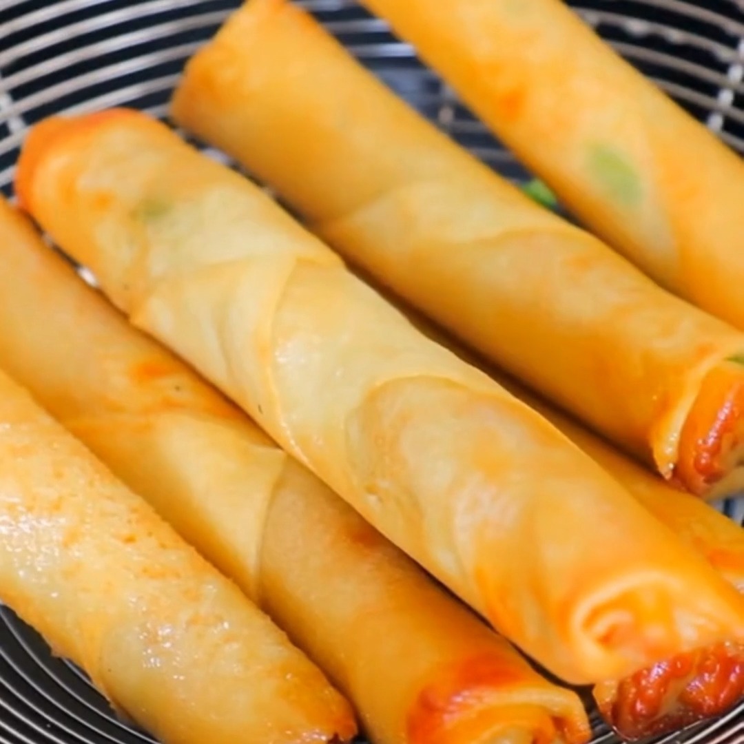 Filipino Fried Spring Rolls (Lumpia) Ingredients: 1 1/2 pounds ground ...