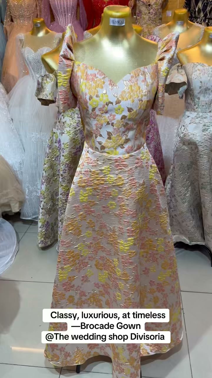 velvet long sleeve maxi dress in chocolate brown Belted a flirty sweetheart neckline How to Get the Affordable Wedding Dresses Online Size:42 inch