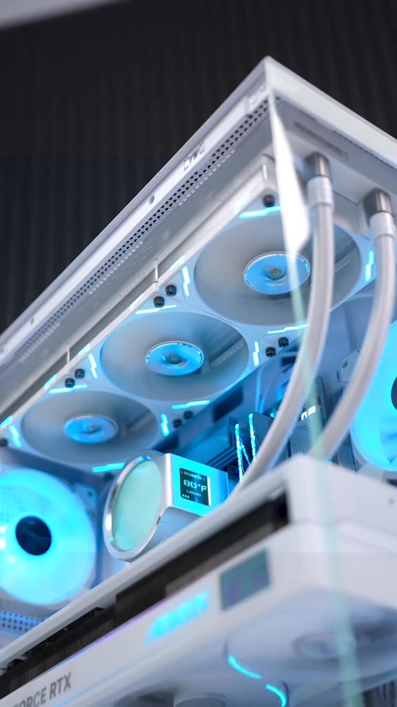 Project Stealth from @aorus_official provides a cable-less ‘wireless ...