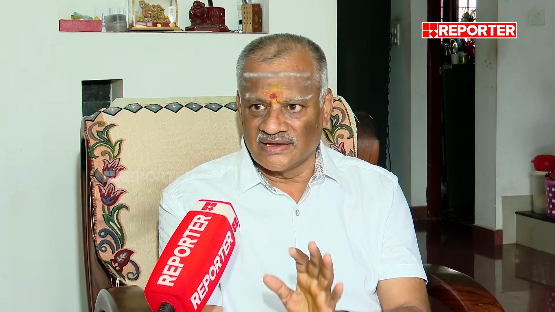 'ശബരിമലയില്‍ സ്വര്‍ണം പൂശിയതല്ല, പൊതിഞ്ഞതാണ്, സ്വര്‍ണം മെര്‍ക്കുറി ...