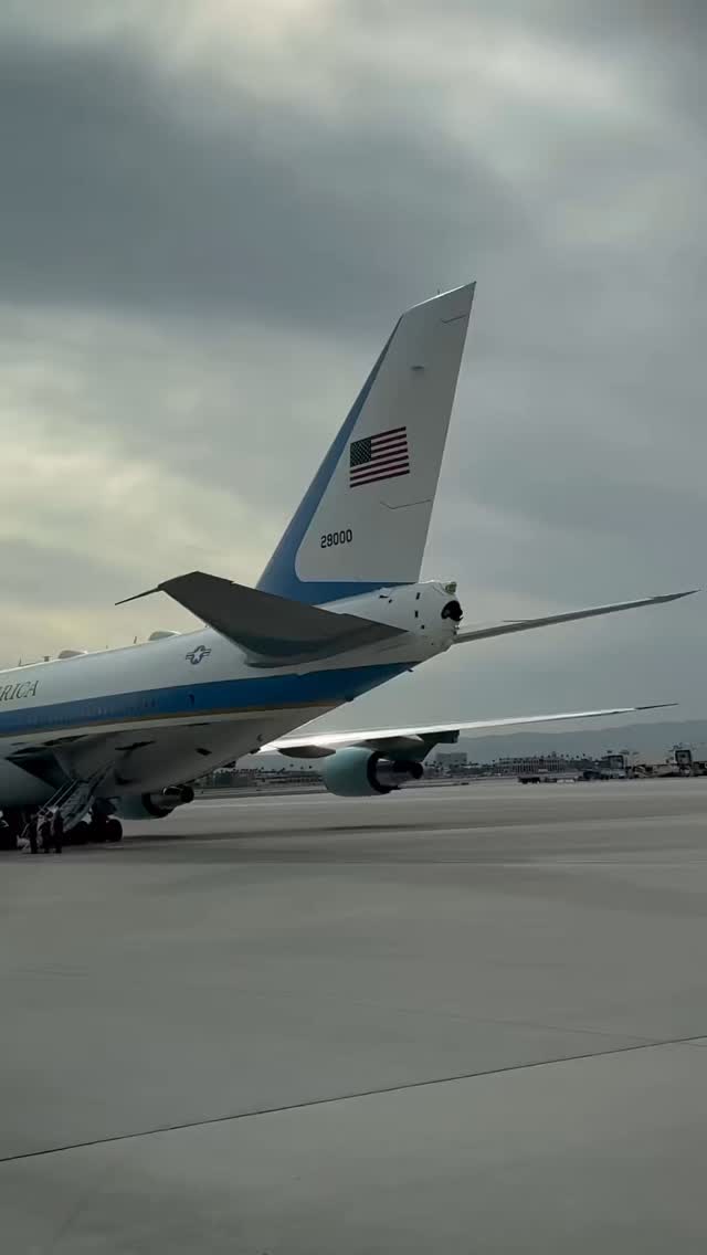 BREAKING: America's New AIR FORCE ONE is Revealed for the First
