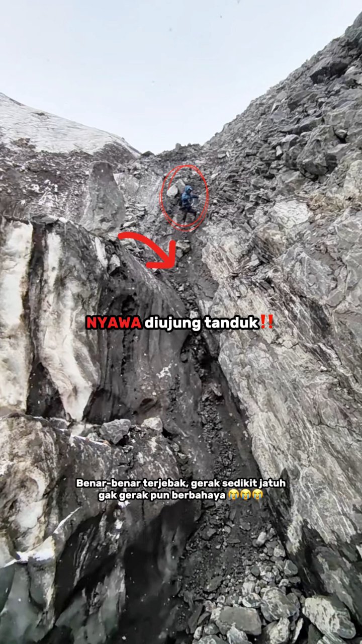 Diketahui pendaki ini mengambil Jalur Utara Pendakian Gunung Tian Shan ...