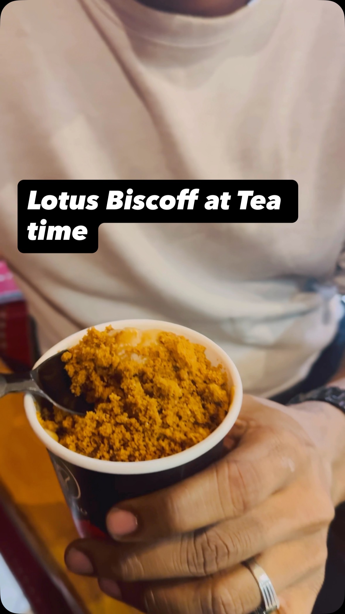 Lotus Biscoff at Tea time Qatar 🇶🇦 Price: 7 QAR Available at all tea ...