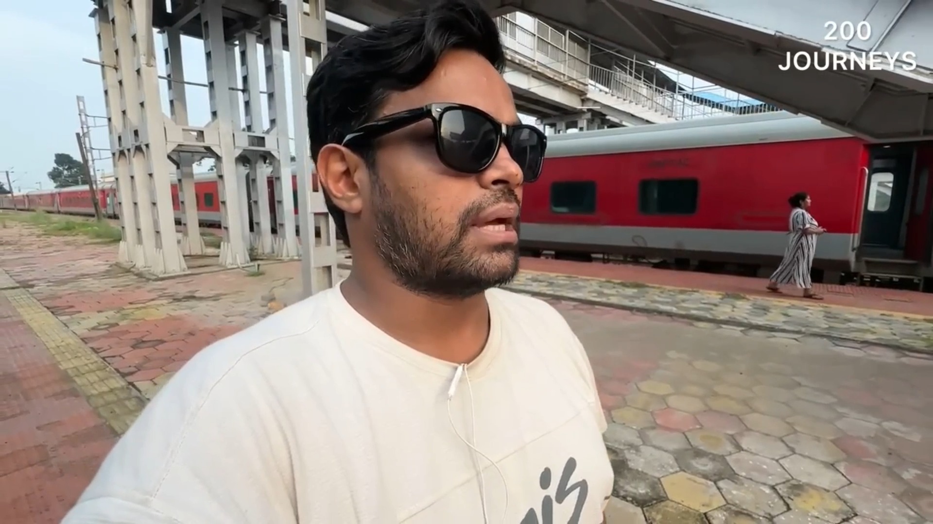 12261 Mumbai to Howrah Duronto Express Train Journey in H1 First Class ...