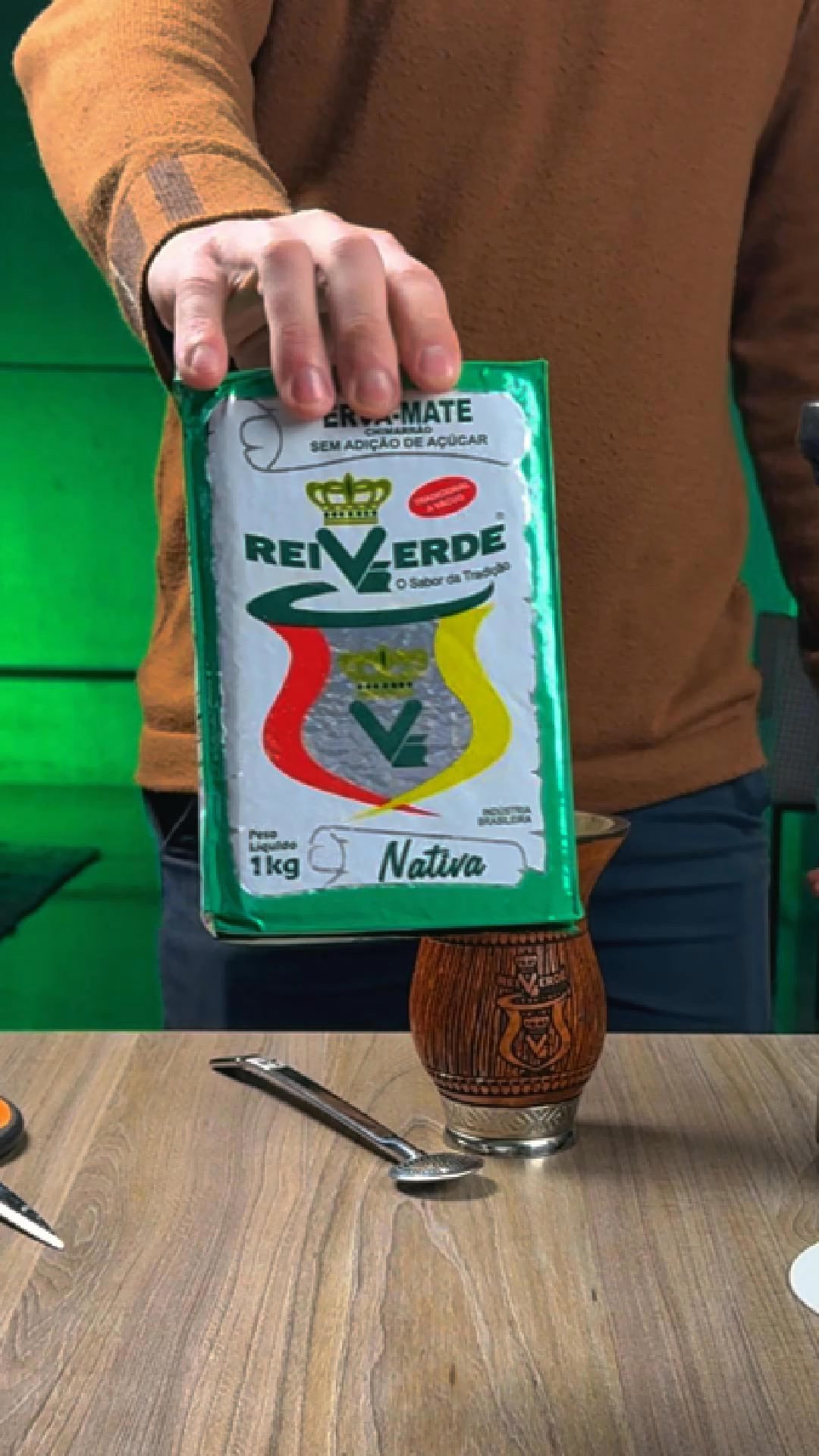 👉 Quer um chimarrão impecável? ⚠️ Use a nossa Erva-Mate Tradicional a ...