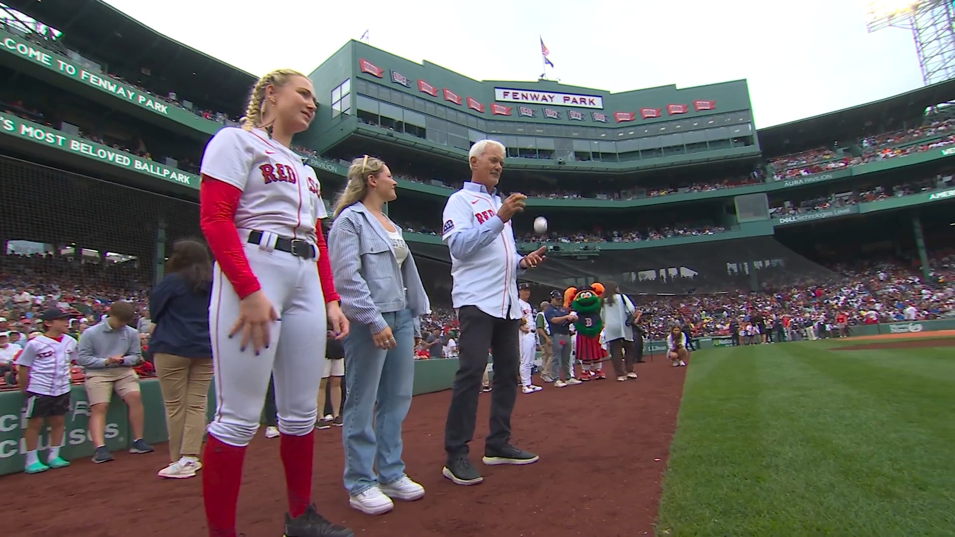 A big thanks to Red Sox legends Fred Lynn and Dwight Evans for 