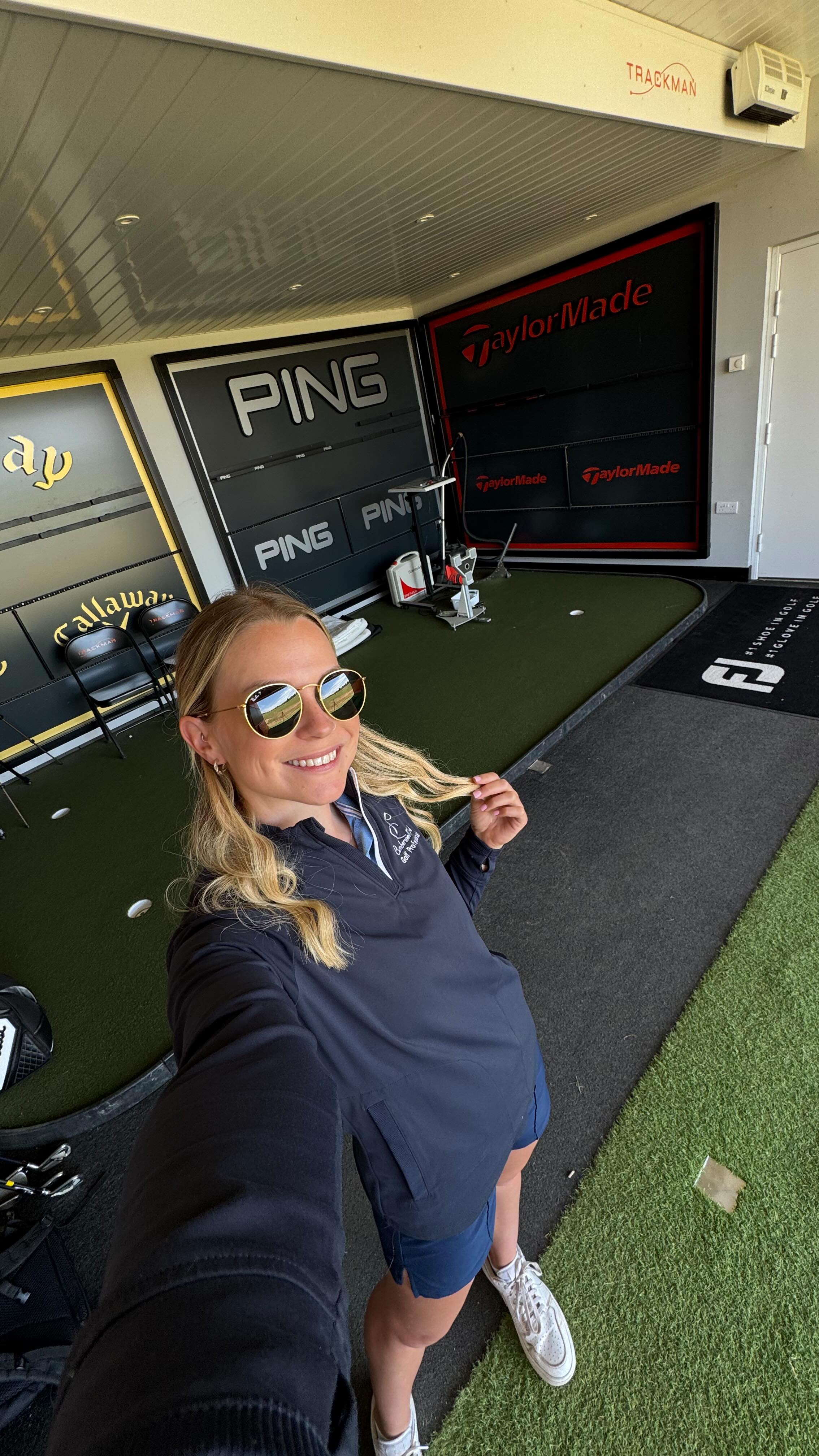 Who’s enjoying getting their evening golf in ⛳️🏌🏼‍♀️ #golf #golfgirl # ...