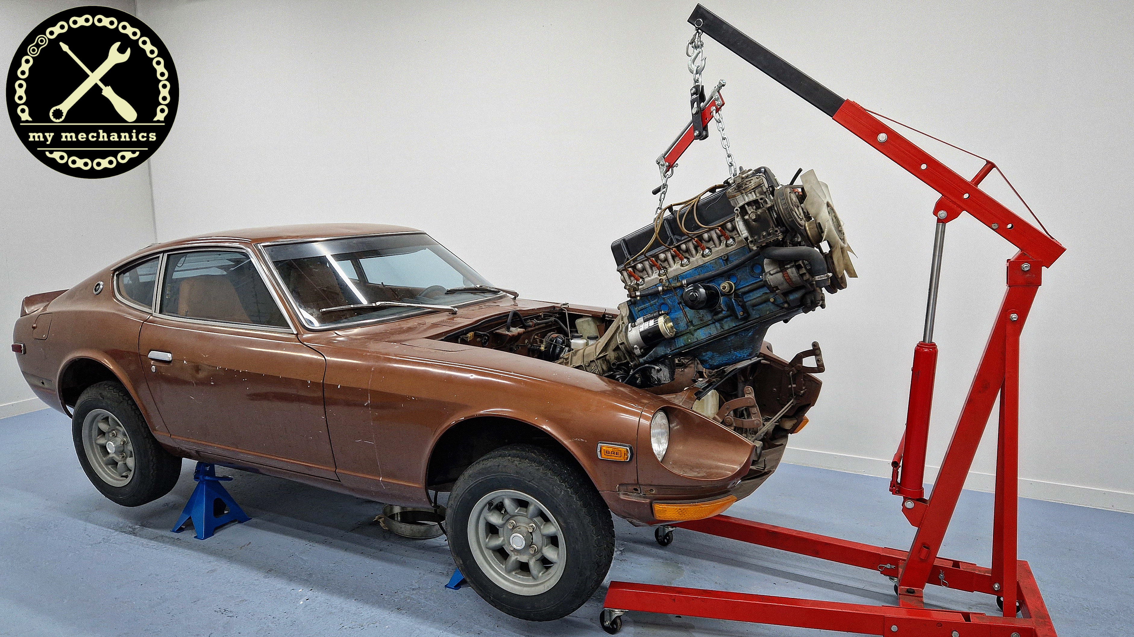 In this video I'm showing how to remove the engine with transmission ...