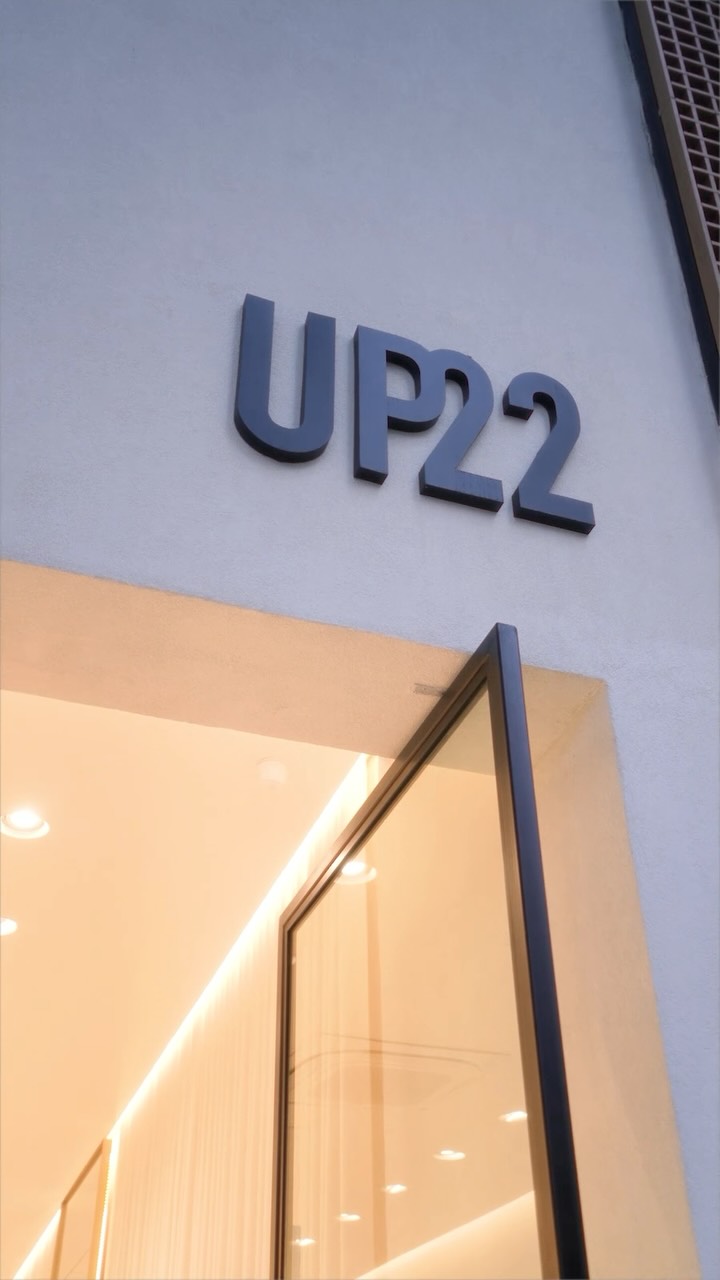 UP22