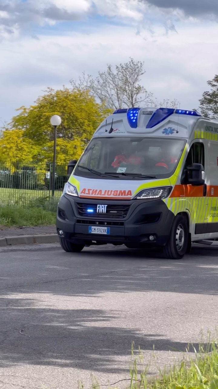 H145 I-LMBD @avincisglobal #elisoccorso #elisoccorsobergamo #elibergamo ...