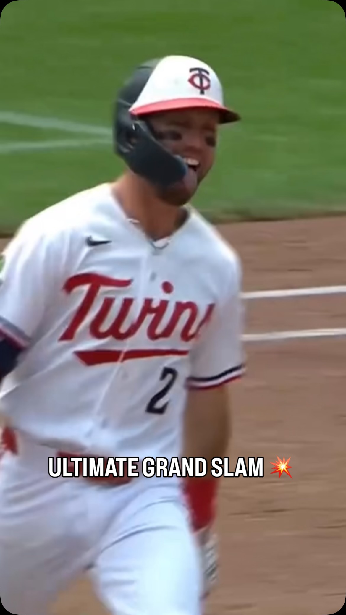 Bottom of the ninth. Twins down 3-0. Bases loaded. Kody Clemens