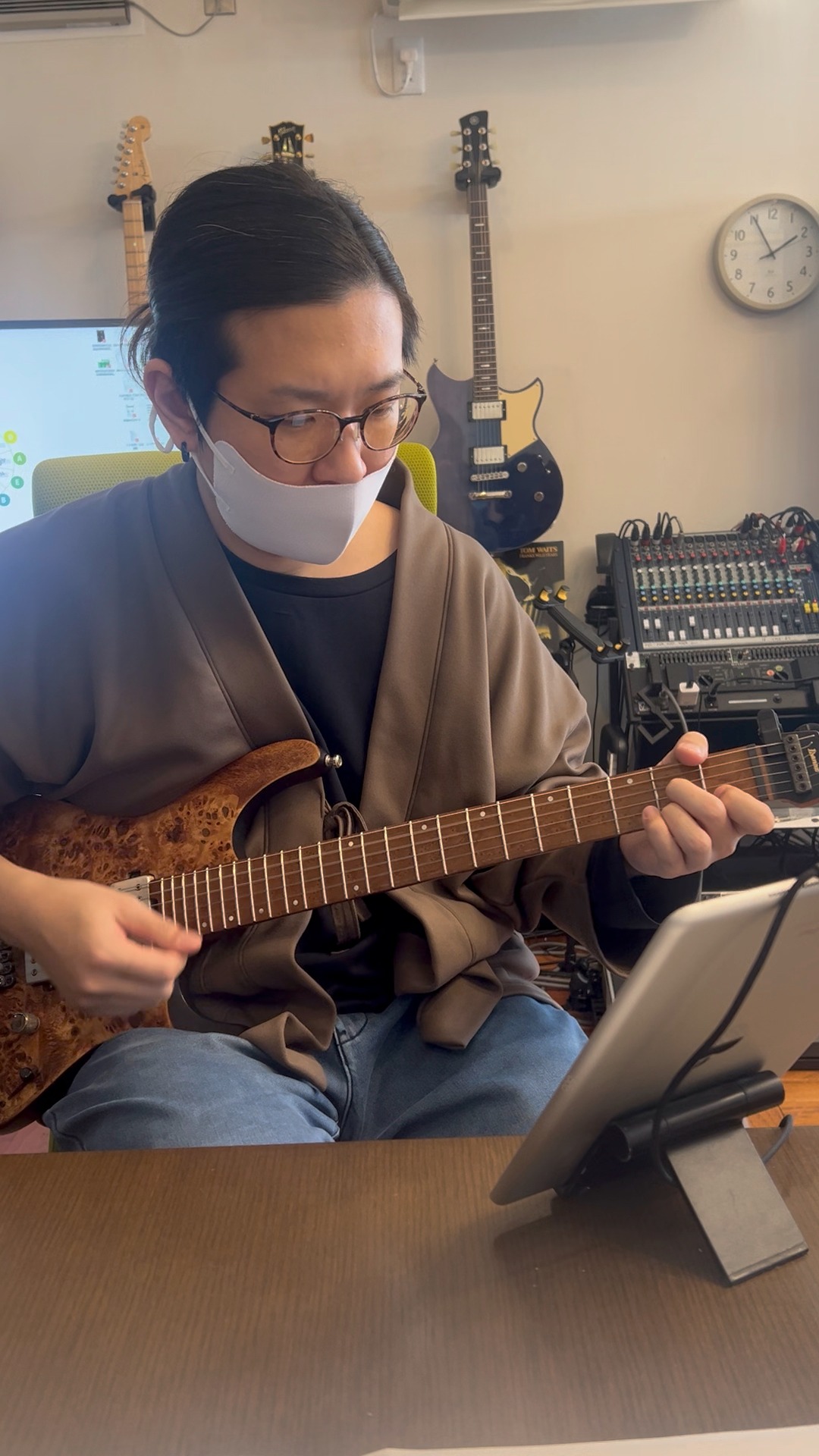 本日の配信講義 SLACK KEY GUITAR(15:00〜) タロパッチチューニング 1