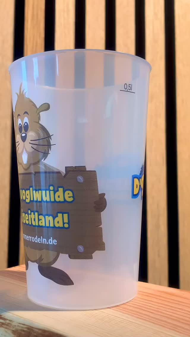 Einmal Action zum mitnehmen, bitte! 🎢💨, Die Mehrwegbecher der @rodelbahnstenglmar sind bereit für eure Abenteuer! 🦫, Schnappt euch euren Lieblingsbecher beim nächsten Besuch! Welches Design gefällt