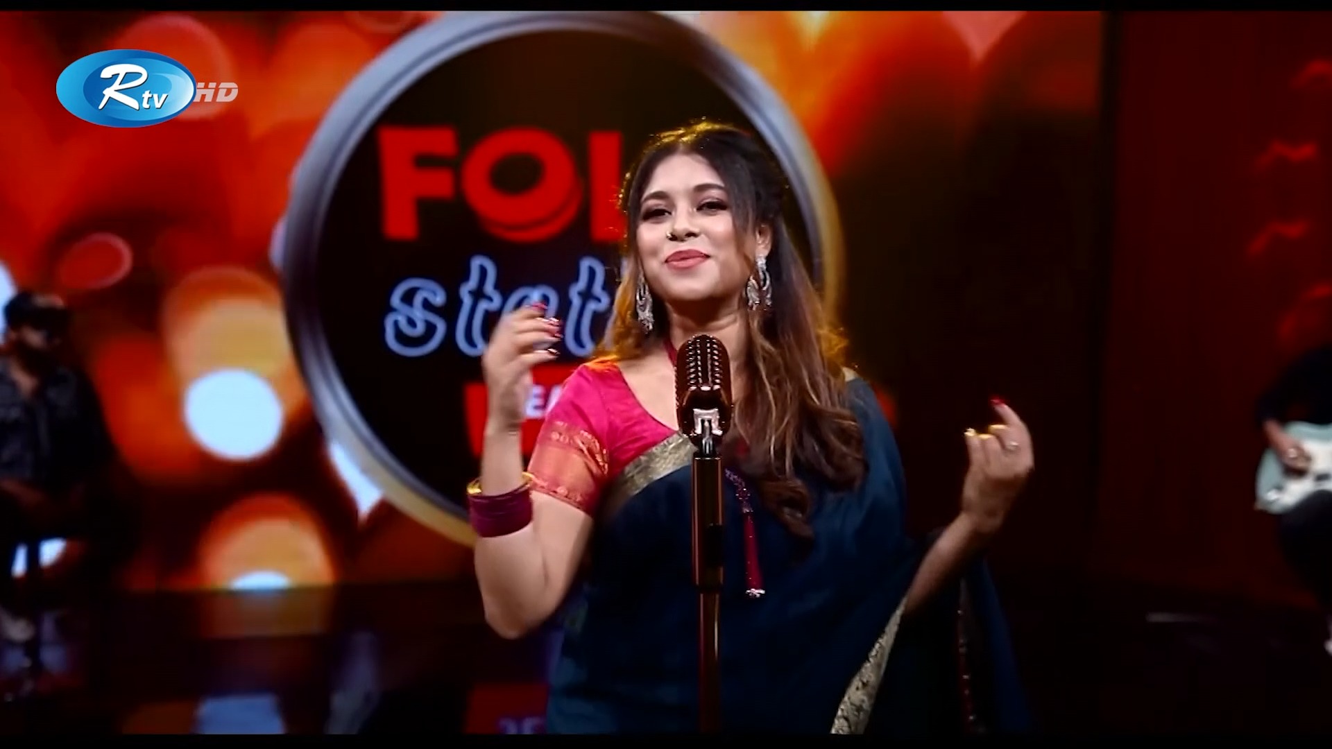 ‘DRINKO PRESENTS COLORS OF MUSIC’ WATCH ON 7th NIGHT OF EID @11:30pm ...