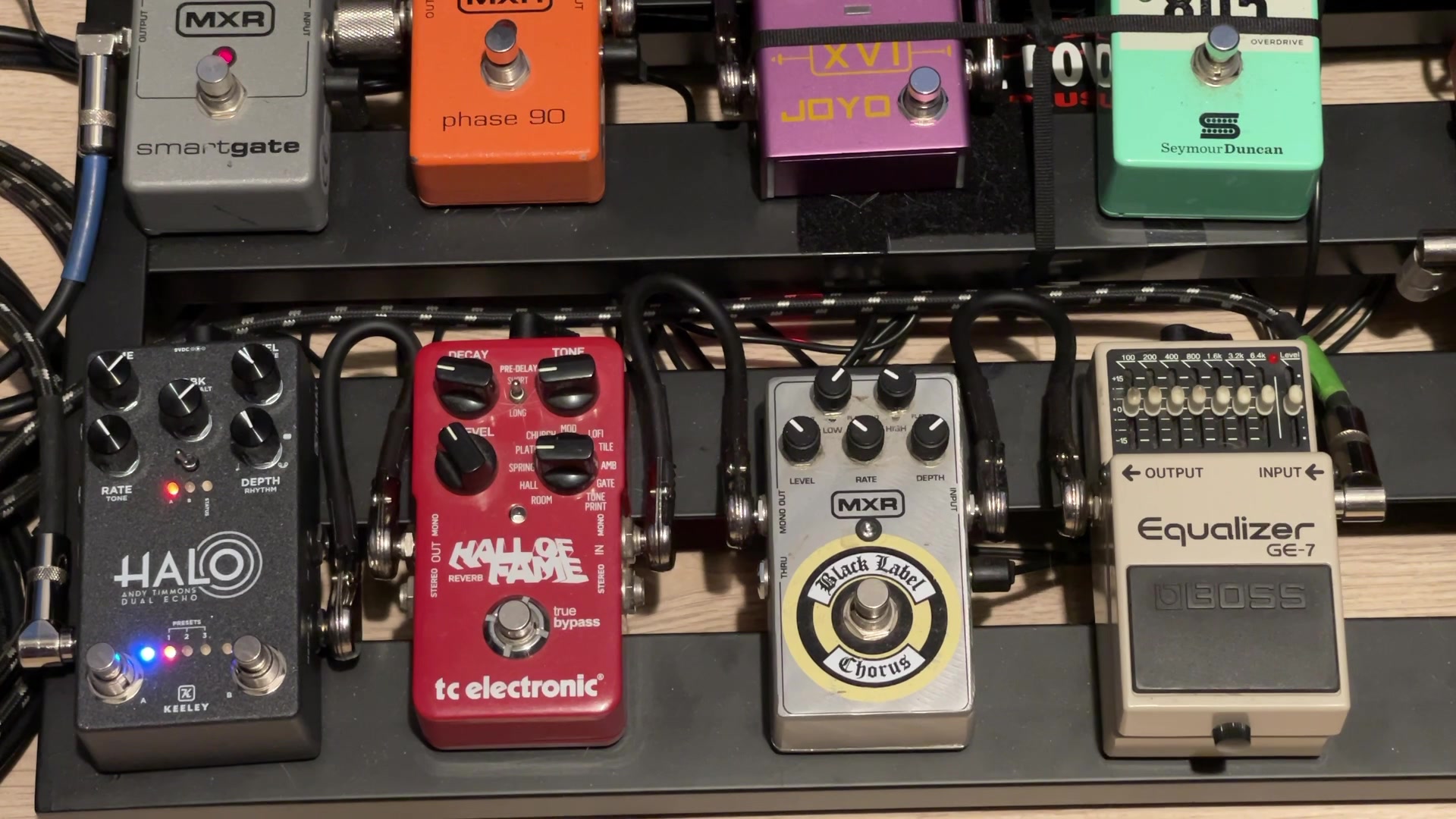 Andy Timmons the ATギターエフェクター The AT+, our Andy Timmons signature pedal, started as an Angry