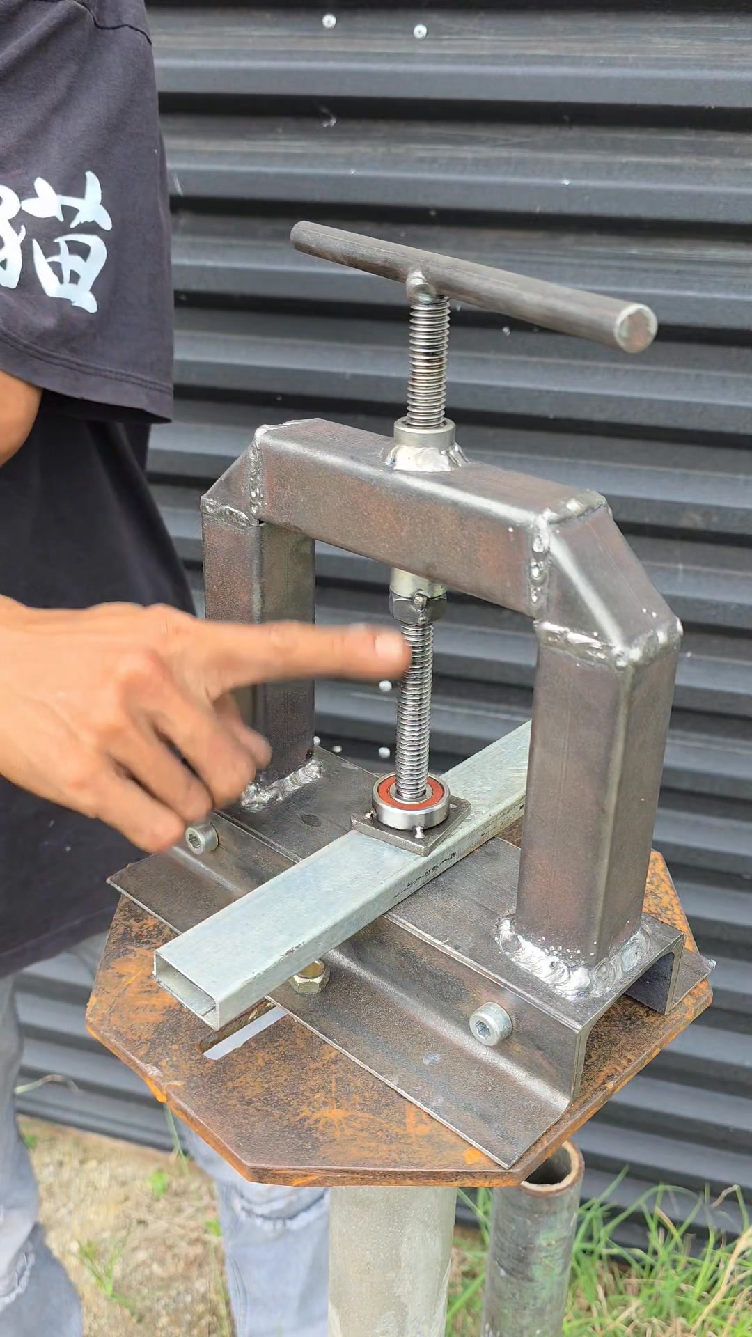 Diy homemade Vise #diytools #WeldingCreativeToolvise #homeDiy #welder ...