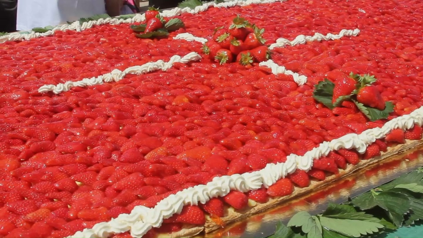 Fete De La Fraise Sainte Bazeille 2022