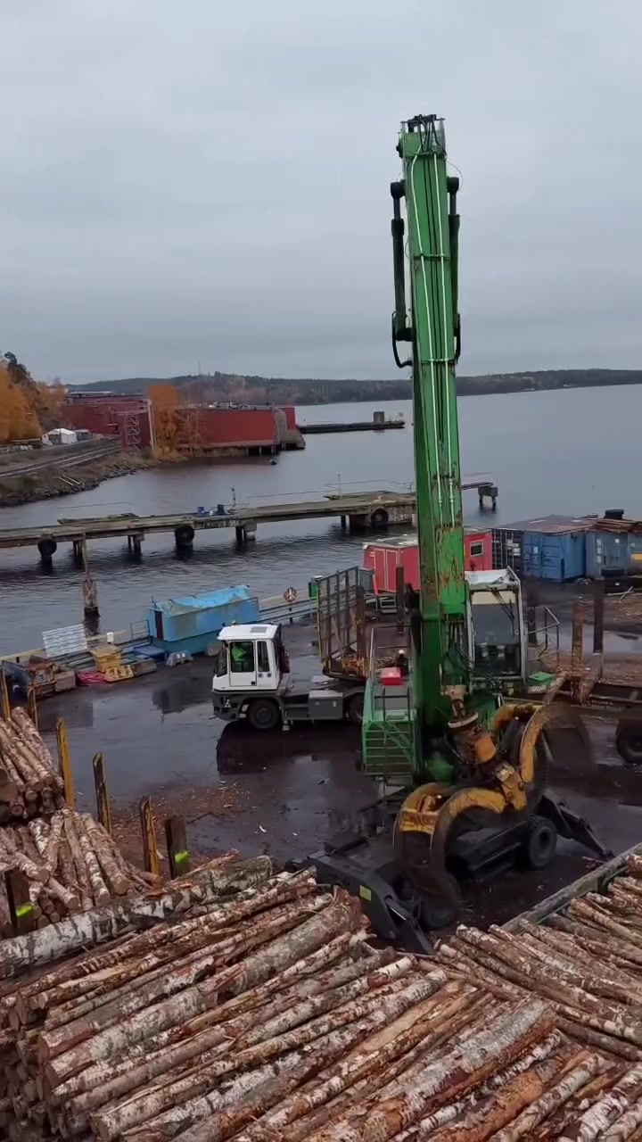 Unloading of Wood pulp on Ship Deck | SEA LOVER | Facebook