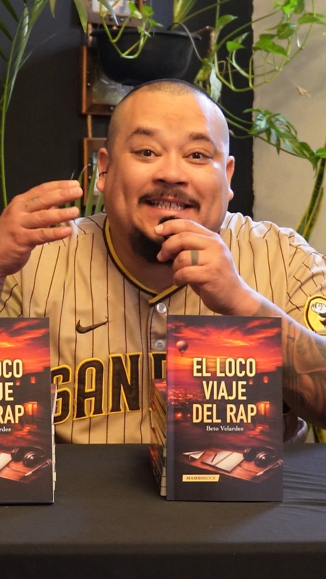Este libro documenta la historia del rap en México. | El Loco Viaje ...