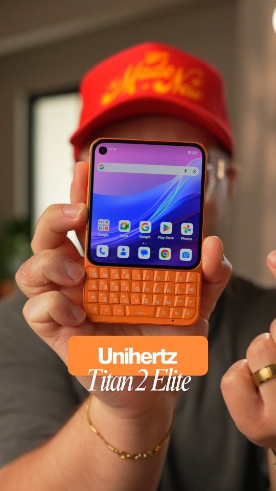 The Unihertz Titan 2 Elite has a physical keyboard! #tech