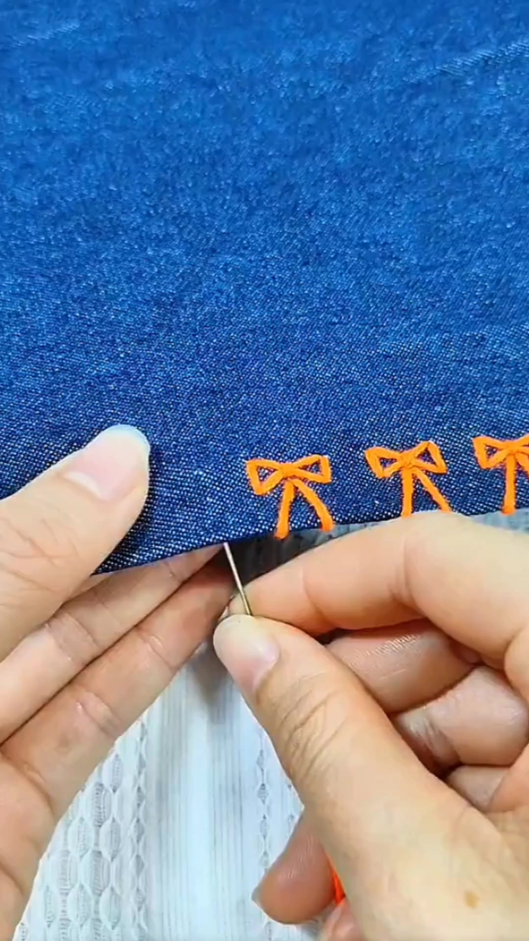 Bow embroidery tutorial 🪡🧶 #embroidery #stitch #reelsviralシ #creative # ...