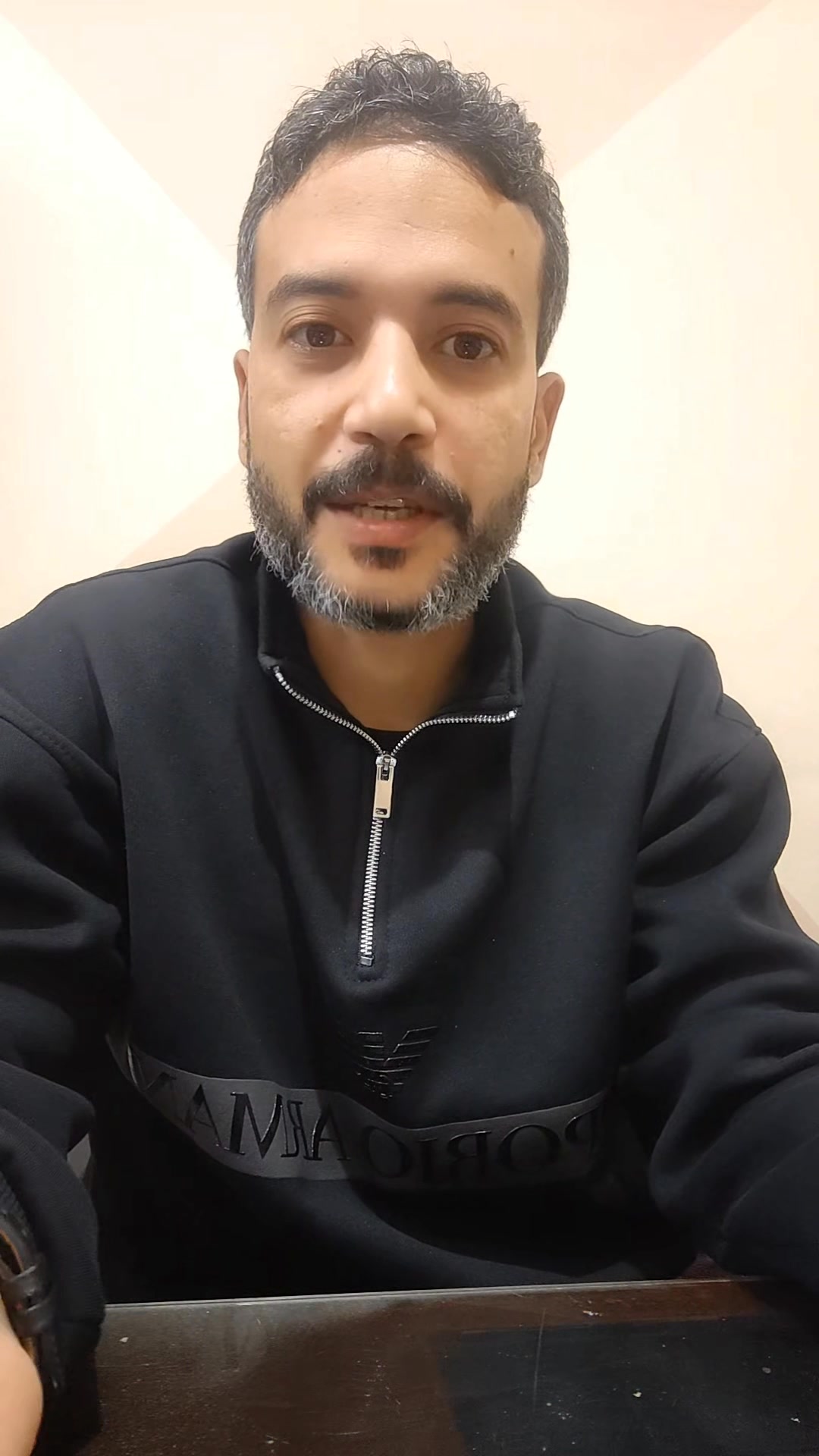 ايه يا عم ايه يا عم كل ده عشان كروان 🤦 | محمد الكناني المحامي | Facebook