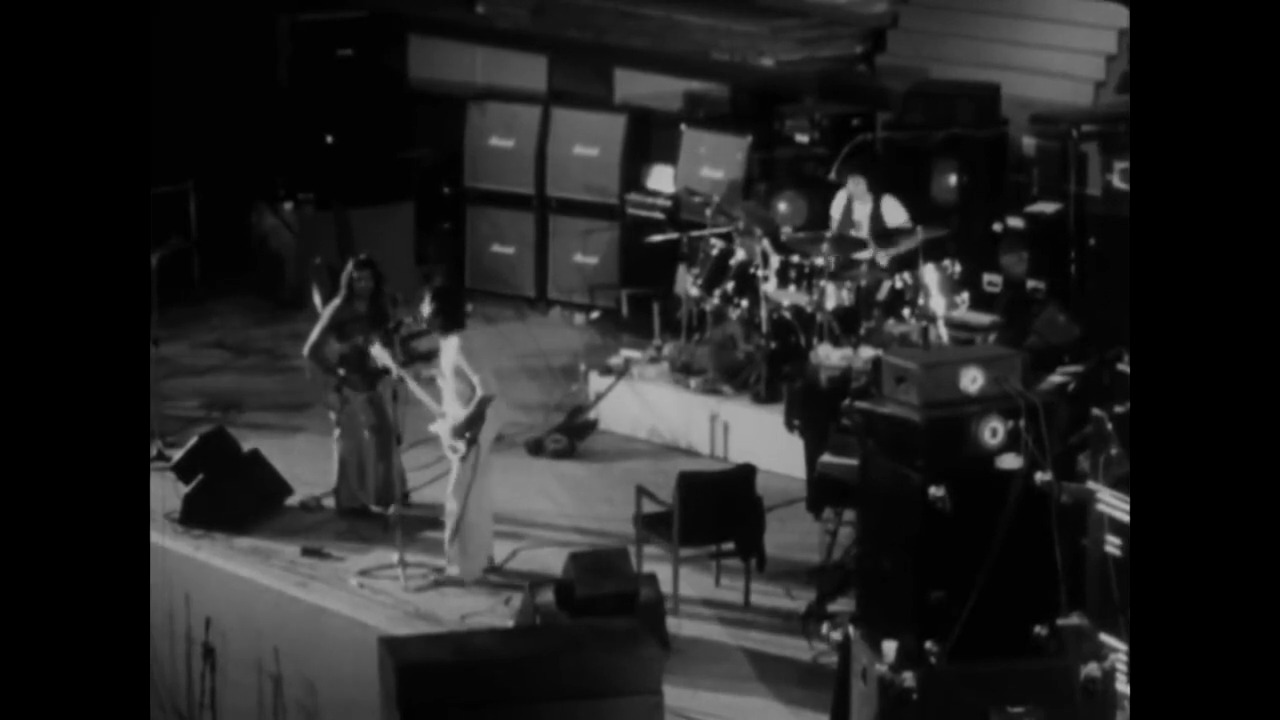 May 16th 1973 - Wings UK Tour (Manchester) Paul McCartney & Wings