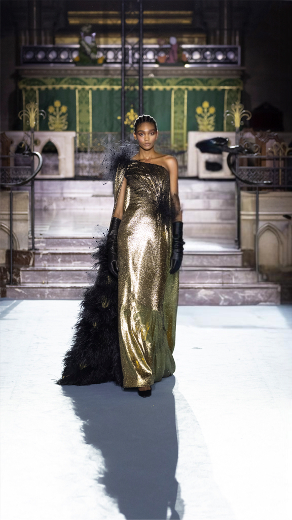 georges chakra gold wedding dress Azure ombré liquid organza fitted draped with full skirt. Discover the full collection on GEORGESCHAKRA.COM #ChakraSS25 #GeorgesChakra #ChakraCouture 2024-04-prom