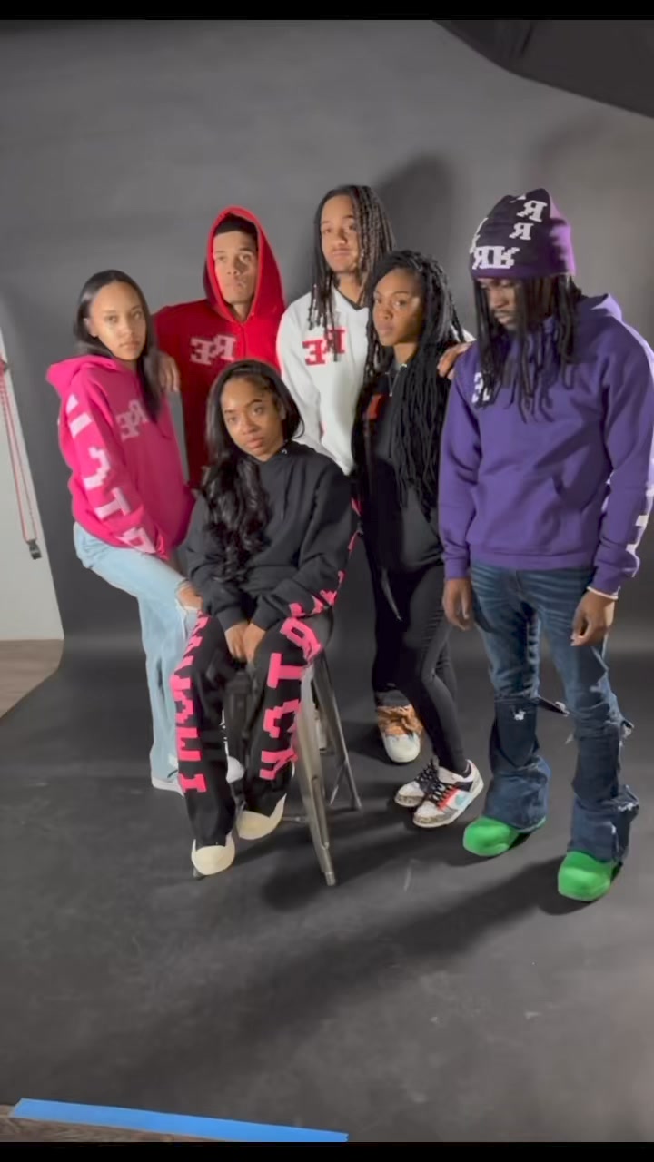 RichEconomyClothing