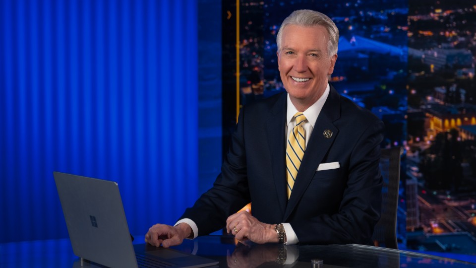 Longtime ABC30 anchor Warren Armstrong announced Thursday that he is ...