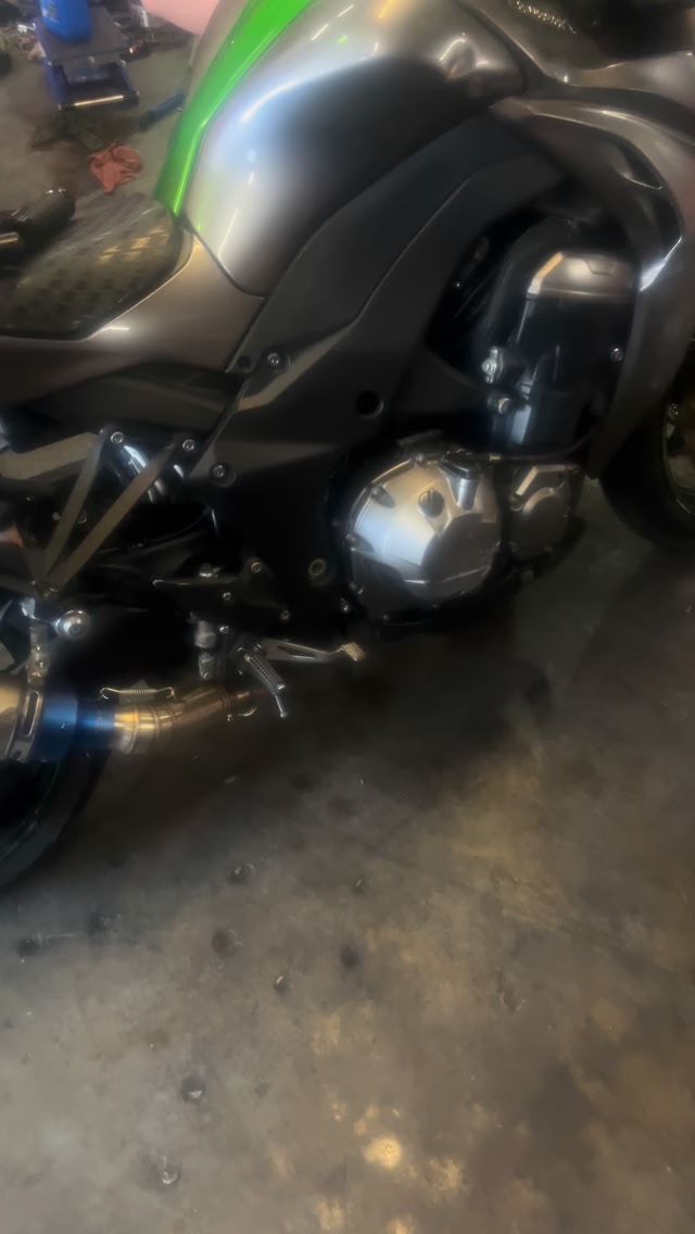 🏍️ Kawasaki Z1000 in the shop today. Routine service and getting