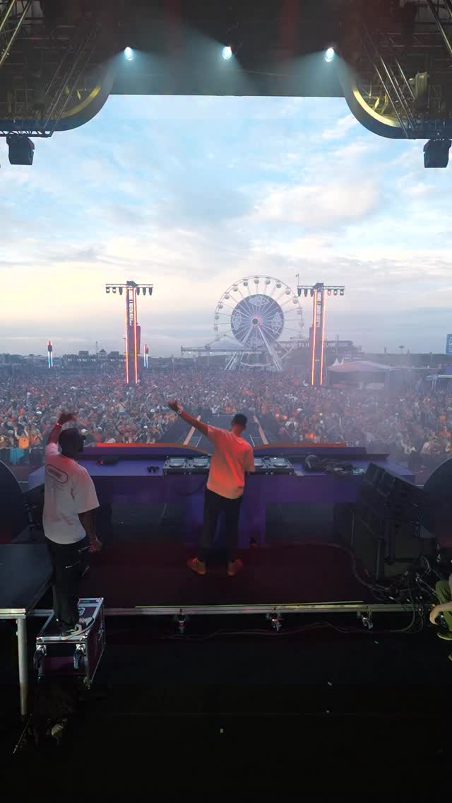 my life is crazyyyyy tnx everyone for coming out for!! this was