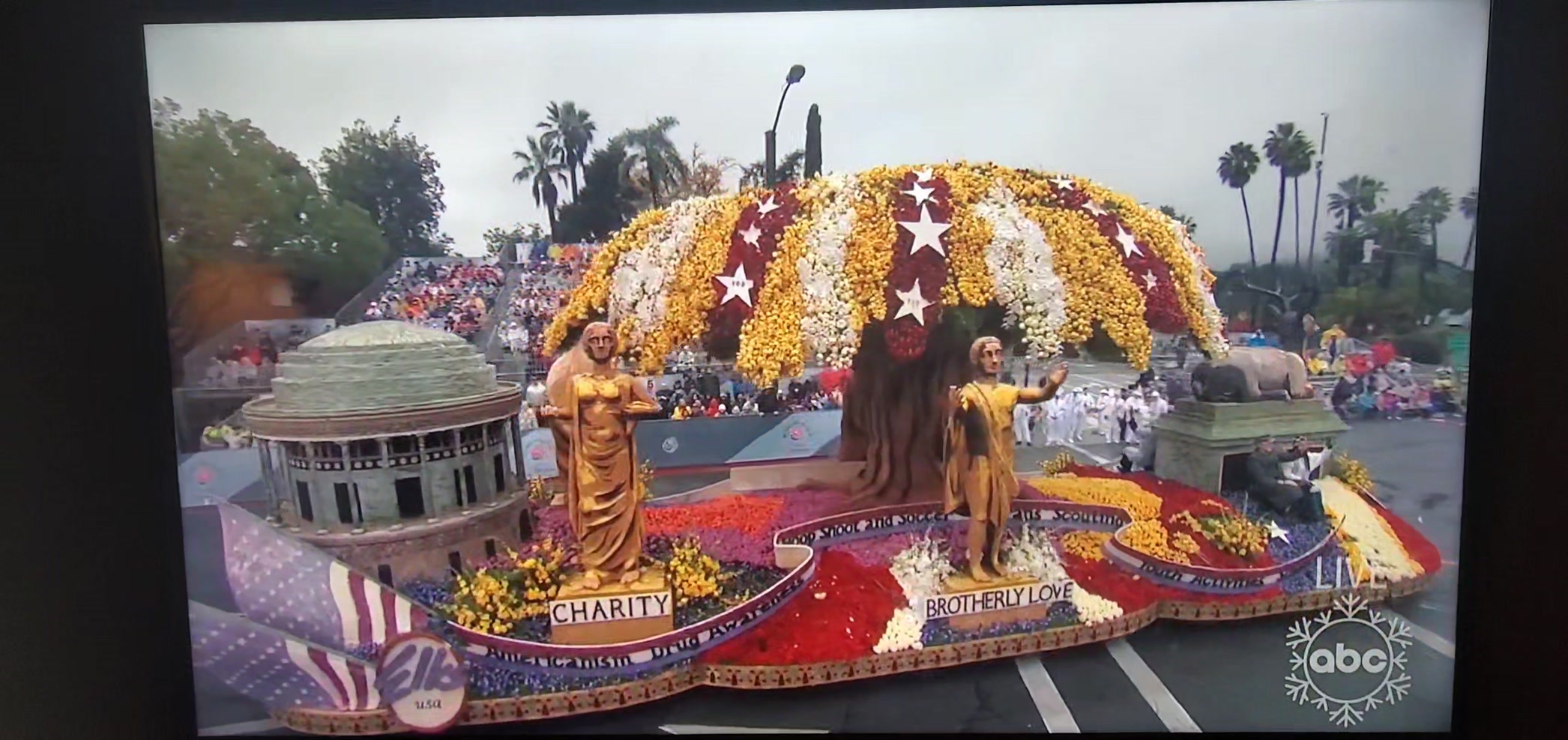 Did you see the Elks float in the Rose Parade? | Iowa City Elks Lodge ...