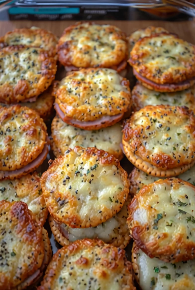 Ritz Cracker Sandwiches with Ham and Melted Swiss Cheese These bite ...