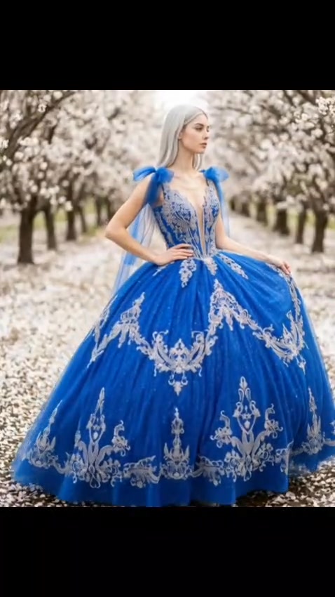 Brilla más que nunca en tu gran día. 🌟 Descubre la magia de la colección 2026. ¡Mándanos un DM y asegura tu vestido ideal! 🛍️, #QuinceDresses #ShoppingDay #QuinceañeraVibes #LaFiestaBridal #Boutique