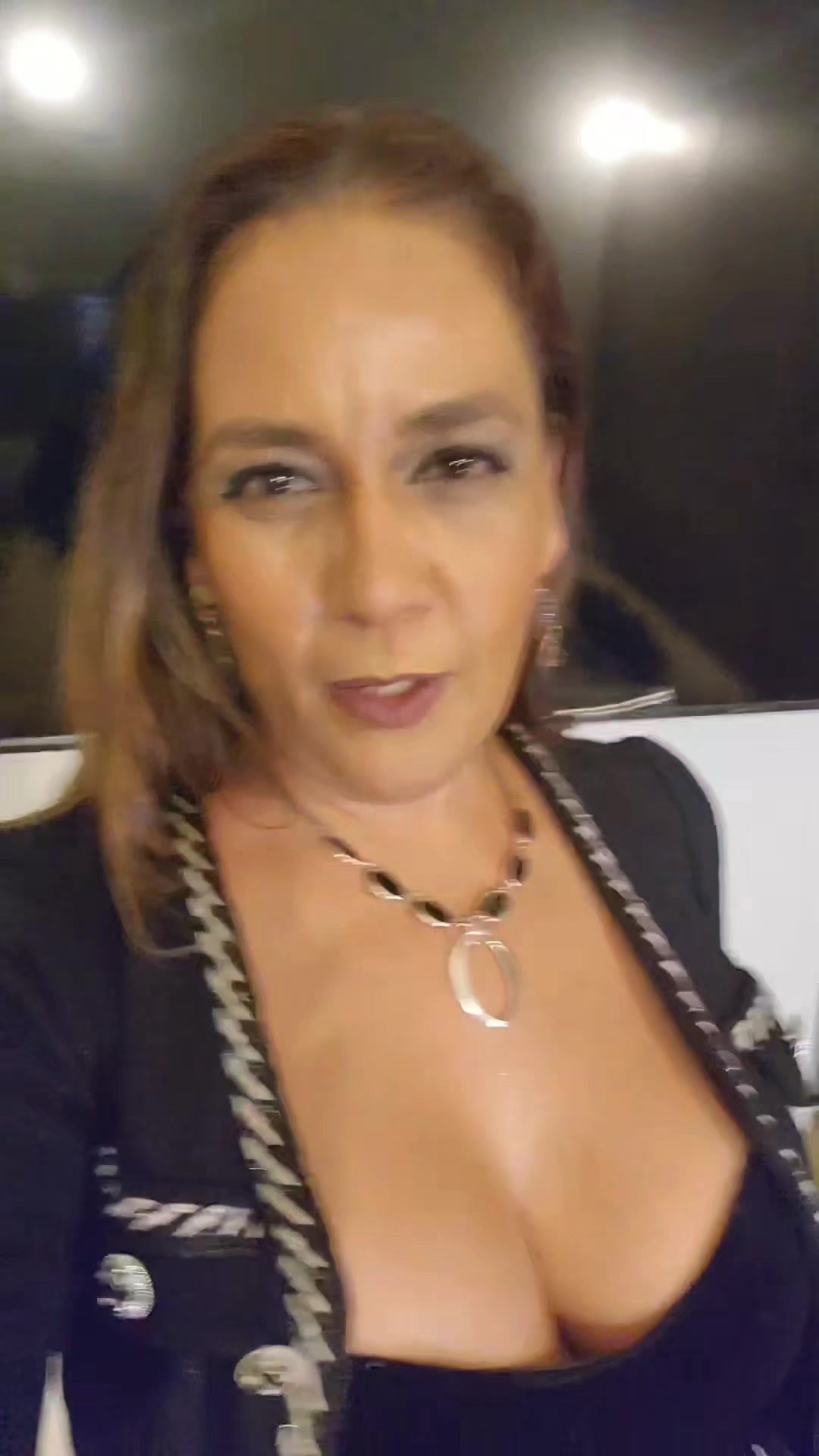 Susi Nava on Reels Facebook