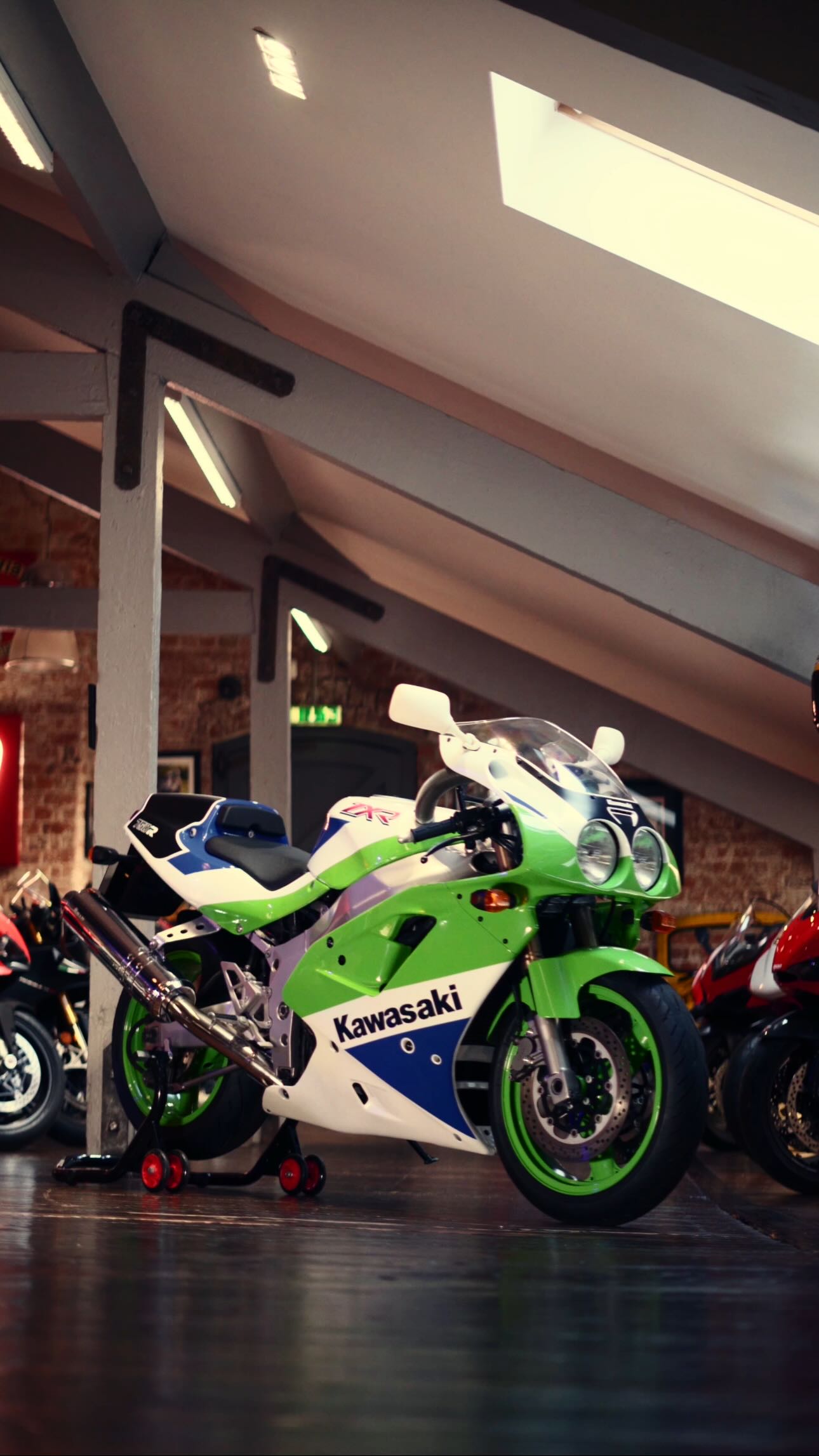 Kawasaki's ultra-rare ZXR750 RR. Built as a homologation special